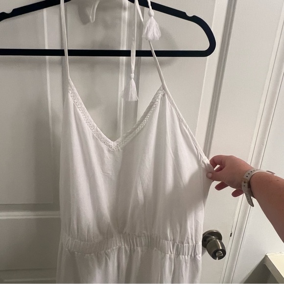 New! White Embroidered Halter Jumpsuit - Picture 3 of 6